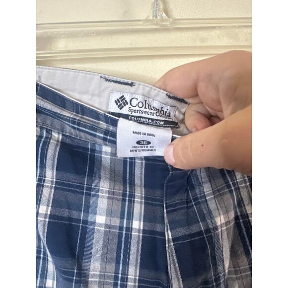 Columbia Sportswear Company plaid shorts 36 A - Picture 4 of 5